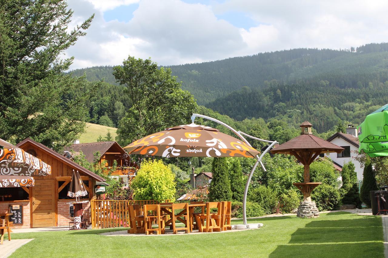 Hotel Stary Mlyn Есеник Экстерьер фото