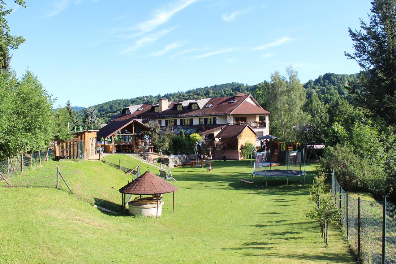 Hotel Stary Mlyn Есеник Экстерьер фото